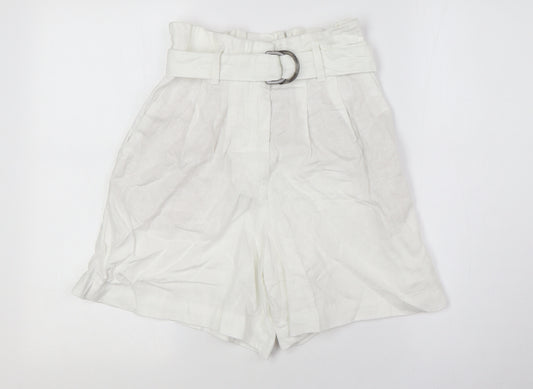 Marks and Spencer Womens White Polyester Basic Shorts Size 8 L6 in Regular Zip