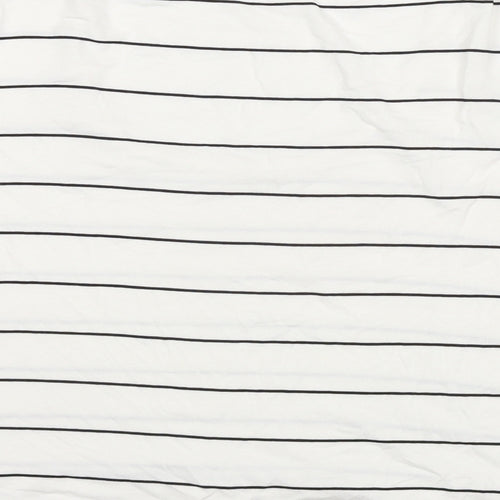 FOREVER 21 Womens White Striped Viscose Basic T-Shirt Size M Round Neck