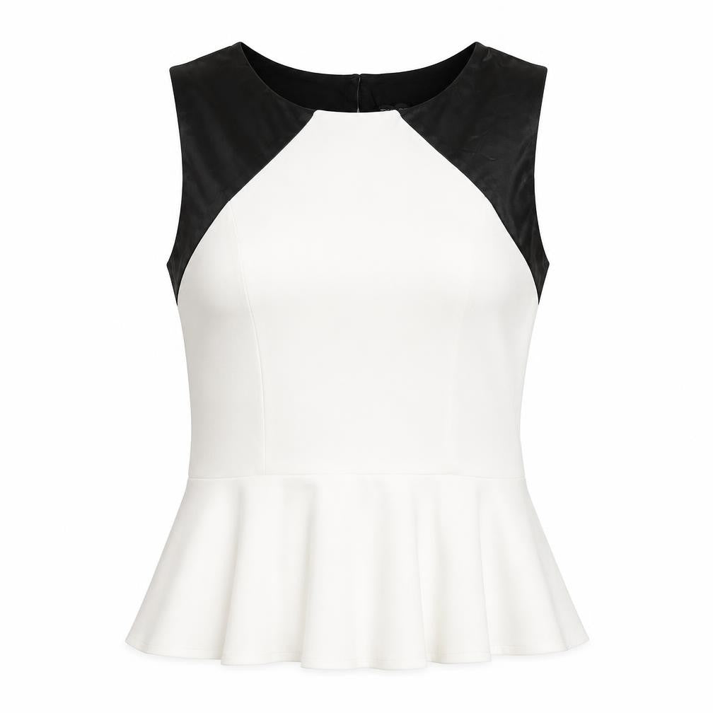 Front view of Dorothy Perkins women’s white polyester basic t-shirt, size UK 16, round neck