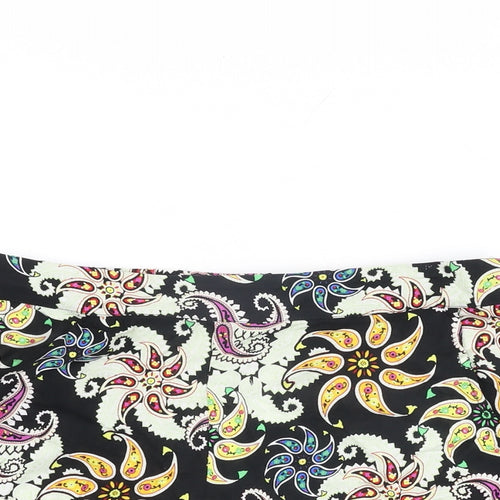 Brave Soul Womens Black Floral Viscose Basic Shorts Size M Regular