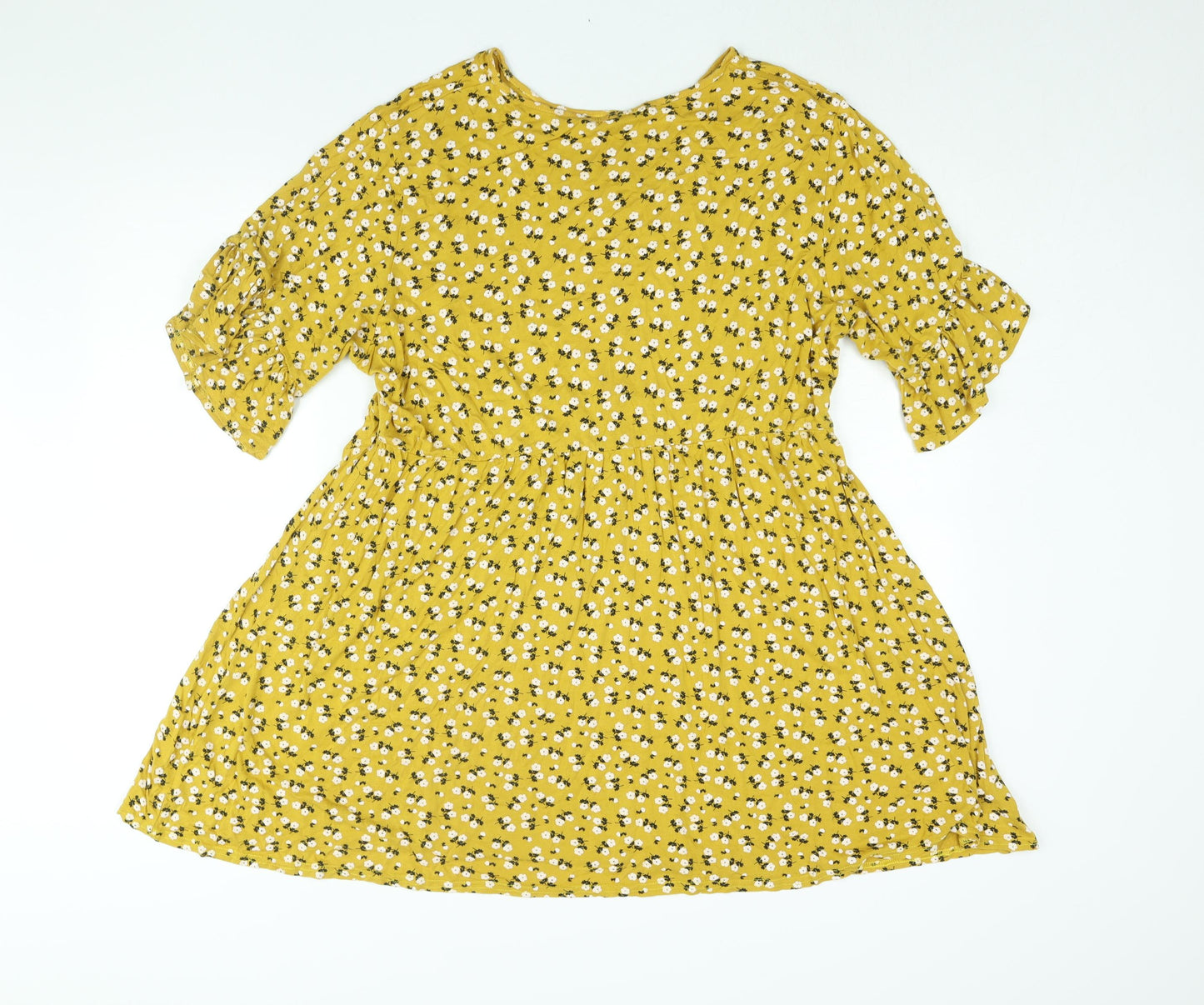 Boohoo Womens Yellow Floral Viscose A-Line Size 22 Round Neck Pullover - Smocked