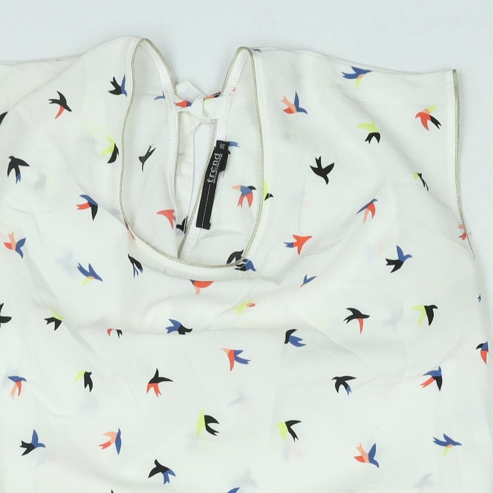 Trend Womens White Geometric Polyester Basic Blouse Size 8 Round Neck