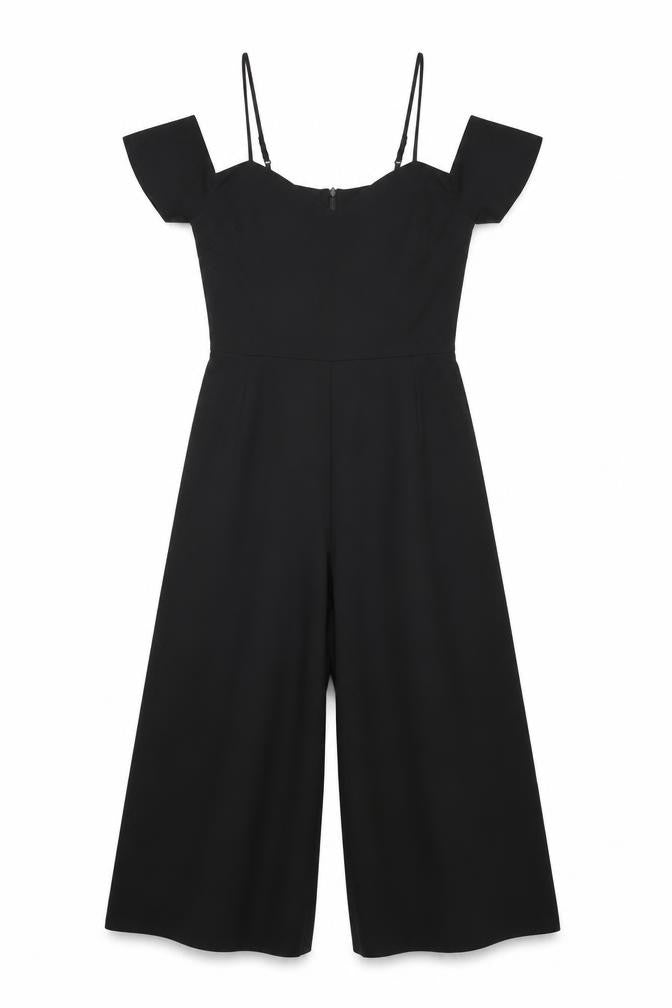 Front view of Boohoo women’s black polyester jumpsuit one-piece, size UK 10, 16-inch leg