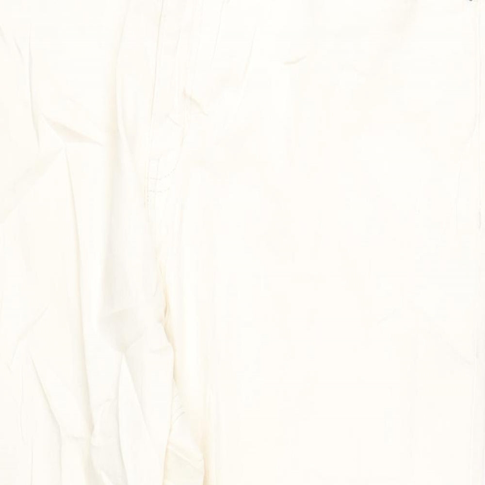Marks and Spencer Womens Ivory Cotton Straight Jeans Size 22 L30 in Slim Zip