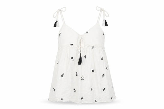 Front view of Zara women’s white floral polyester basic t-shirt, size S, v-neck