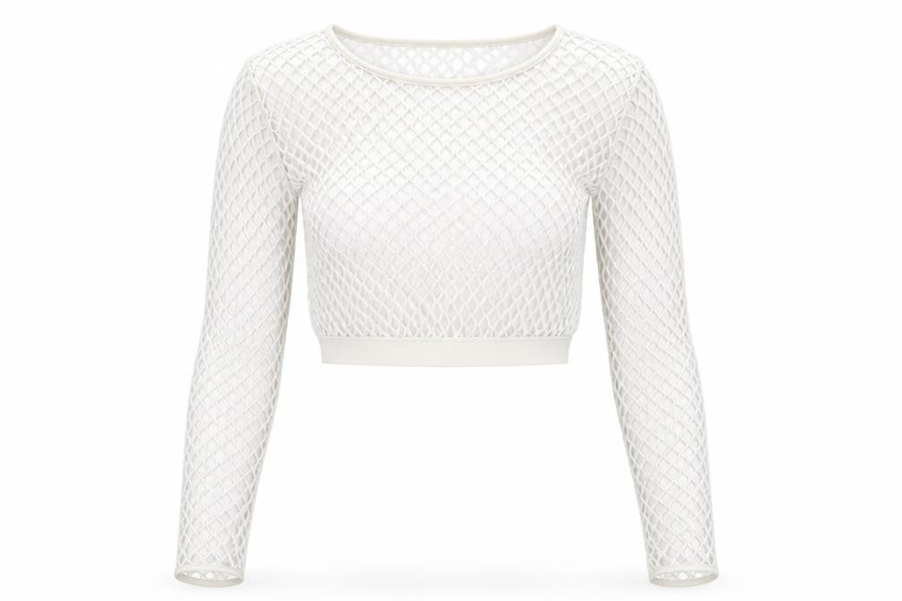Front view of New Look women’s white polyester cropped t-shirt, size UK 12, round neck