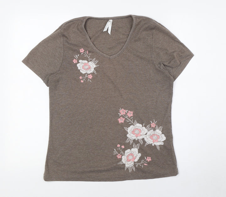 BM Womens Beige Polyester Basic T-Shirt Size M V-Neck - Floral Embroidery