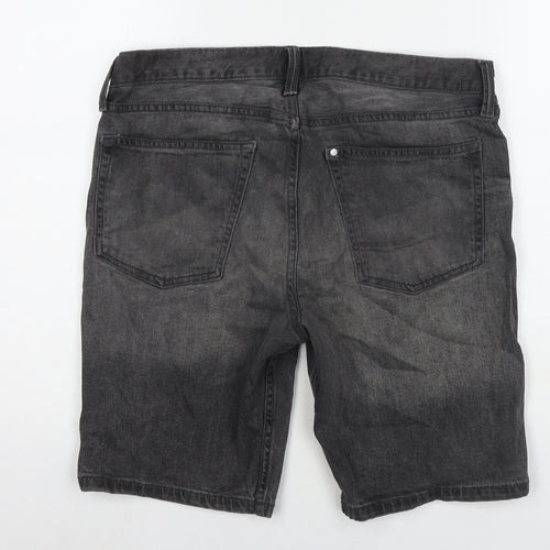 H&M Mens Black Cotton Bermuda Shorts Size 32 in L9 in Regular Zip