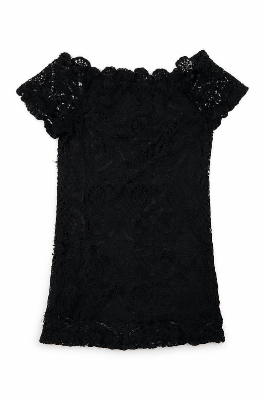 Front view of PRETTYLITTLETHING women’s black polyester a-line, size UK 10, off the shoulder pullover