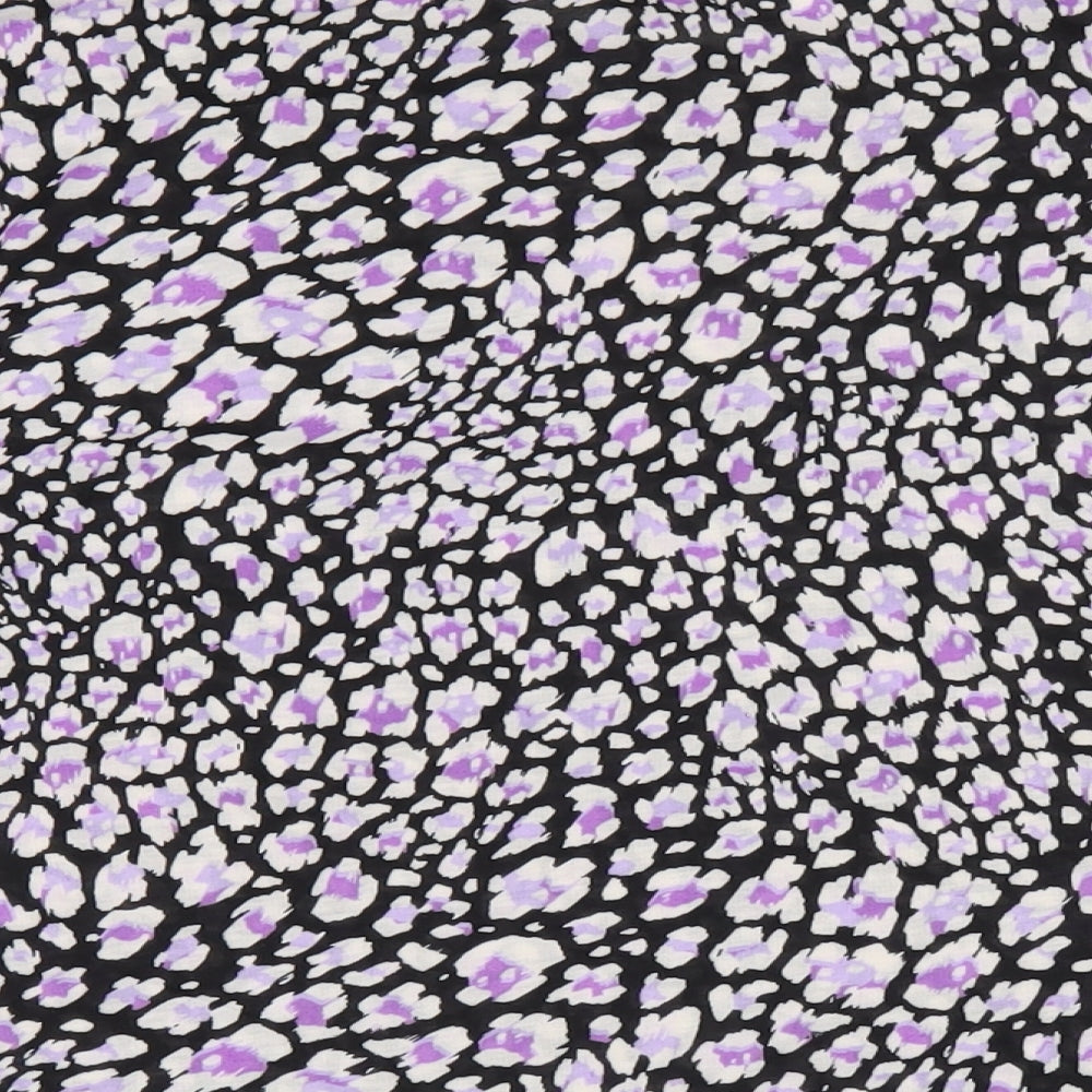 Marks and Spencer Womens Black Geometric Polyester Basic T-Shirt Size 22 Round Neck