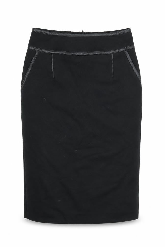 Front view of Simon Jefferey women’s black polyester straight & pencil skirt, size UK 12, zip