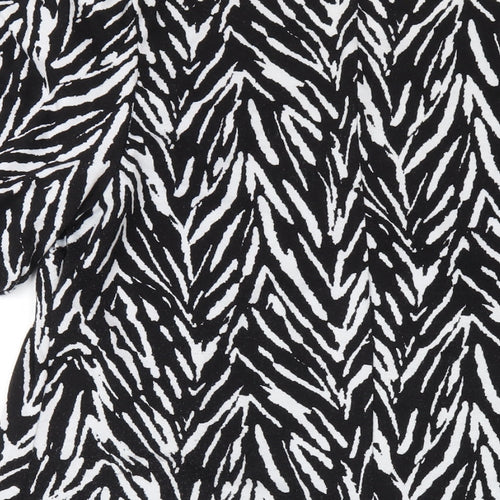 Capsule Womens Black Geometric Polyester A-Line Size 16 Scoop Neck Pullover