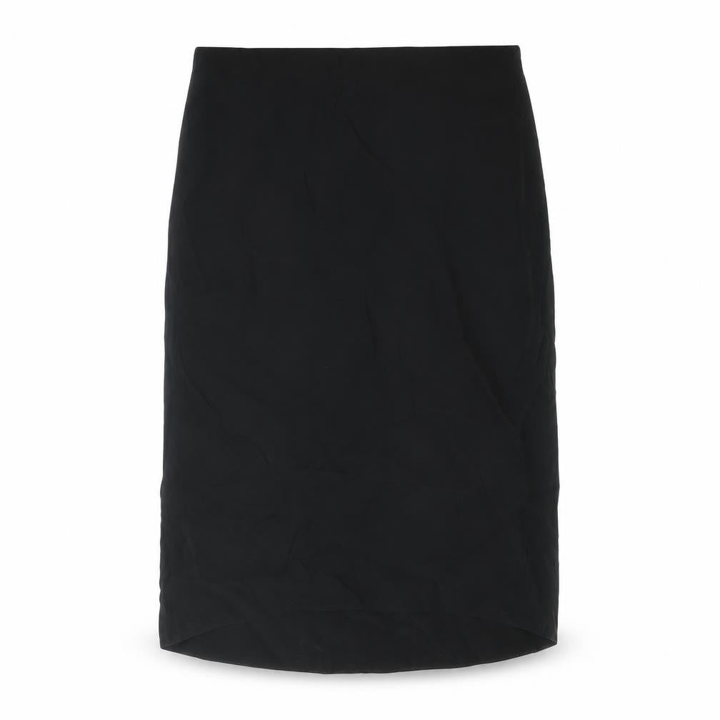 Front view of Vanessa Bruno women’s black polyester straight & pencil skirt, size UK 8, zip