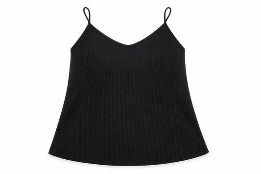 Front view of Curvewow women’s black polyester basic t-shirt, size UK 24, v-neck