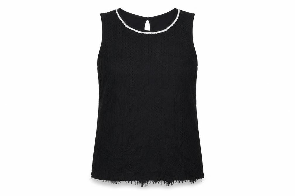 Front view of Dorothy Perkins women’s black geometric polyamide basic t-shirt, size UK 12, round neck