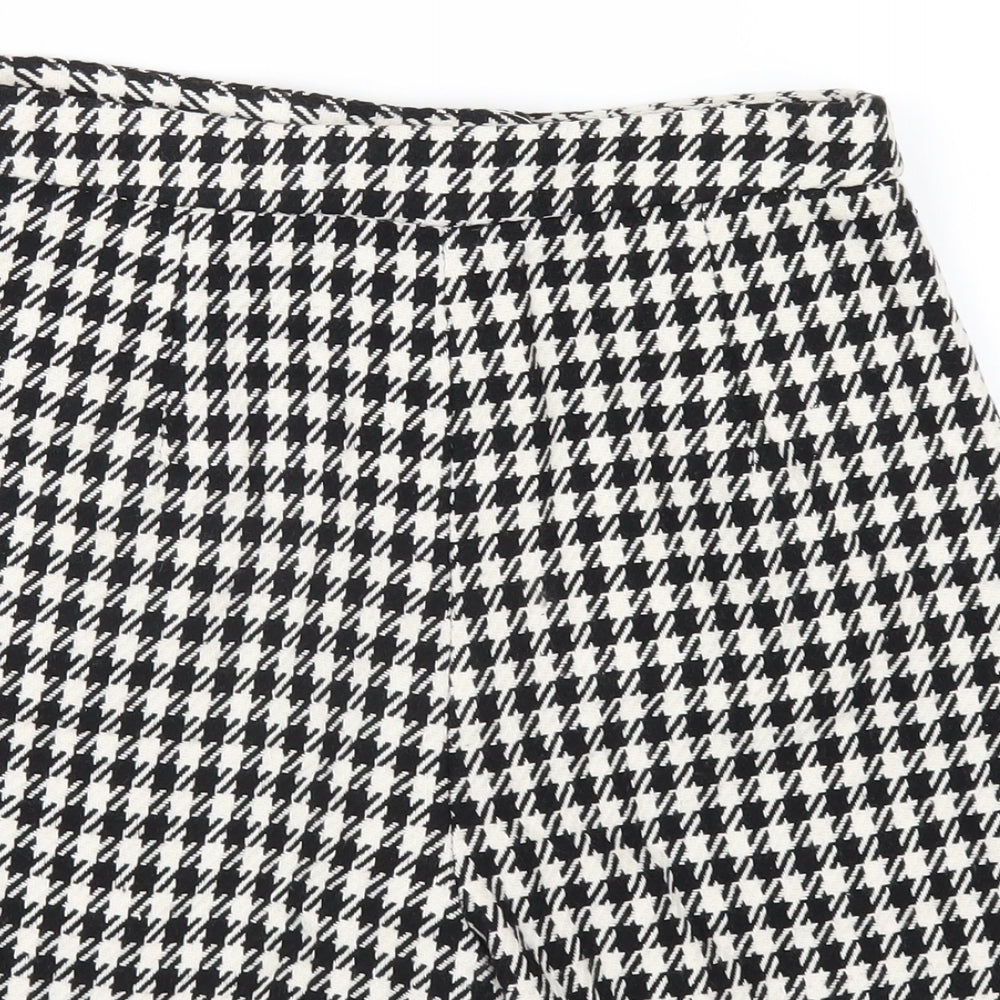 Zara Womens Black Houndstooth Polyester Basic Shorts Size M L4 in Regular Zip