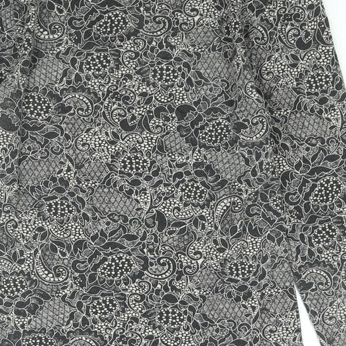 Marks and Spencer Womens Black Geometric Acrylic Basic T-Shirt Size 12 Round Neck