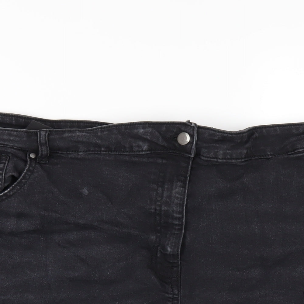 Yours Womens Black Cotton Cut-Off Shorts Size 28 Regular Zip