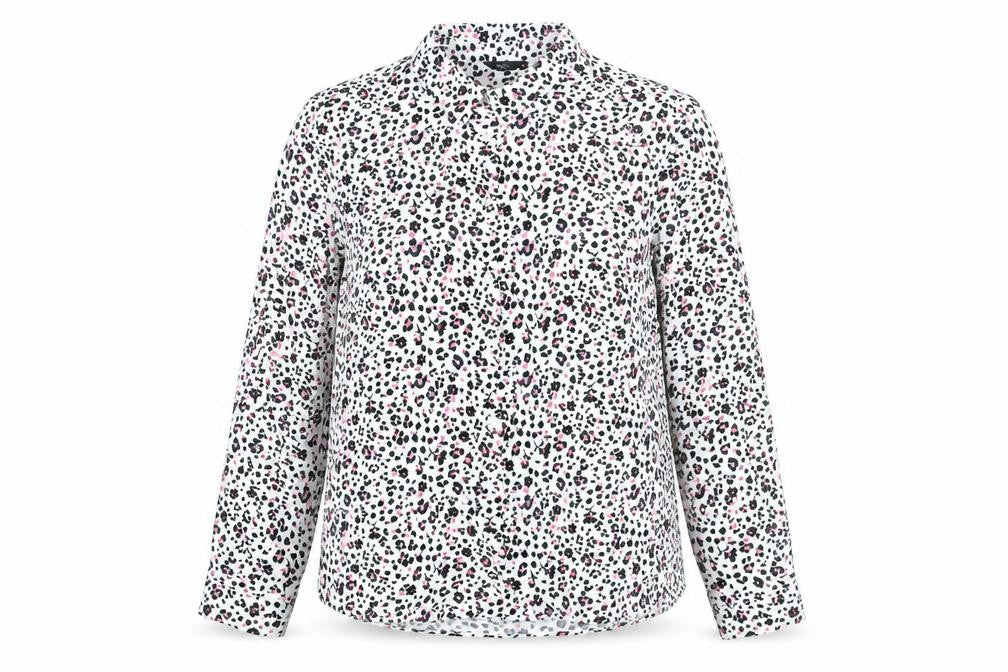 Front view of M&Co women’s white animal print viscose basic blouse, size UK 16, collared - leopard print