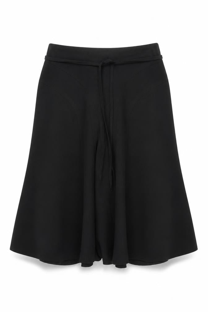 Front view of New Look women’s black polyester flare skirt, size UK 12, zip