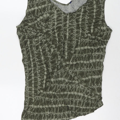 Casual Club Womens Green Geometric Viscose Basic Tank Size 16 V-Neck