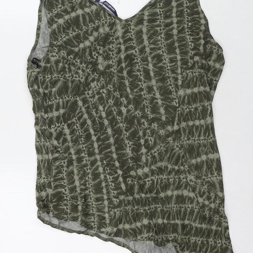 Casual Club Womens Green Geometric Viscose Basic Tank Size 16 V-Neck
