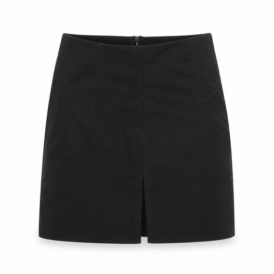 Front view of PRETTYLITTLETHING women’s black polyester mini skirt, size UK 6
