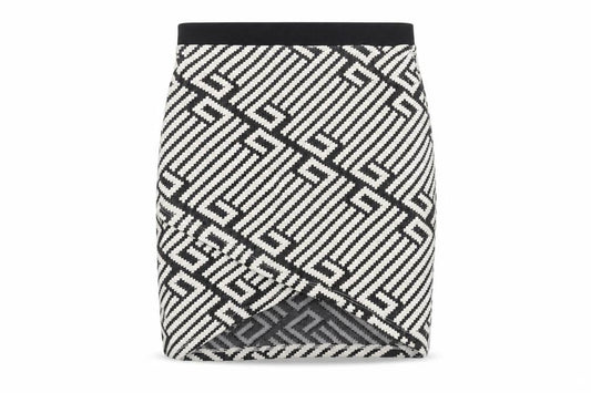 Front view of Stradivarius women’s white geometric polyester mini skirt, size M