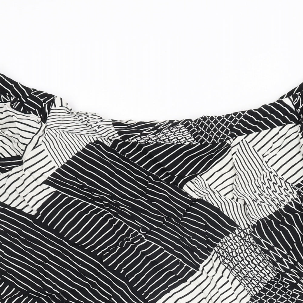 New Look Womens Black Geometric Viscose Basic T-Shirt Size 16 Off the Shoulder