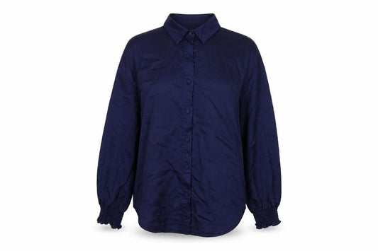 Front view of PRETTYLITTLETHING women’s blue polyester basic button-up, size UK 6, collared
