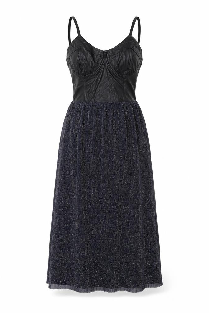 Front view of Hearts & Bows women’s black polyester a-line, size UK 10, square neck zip