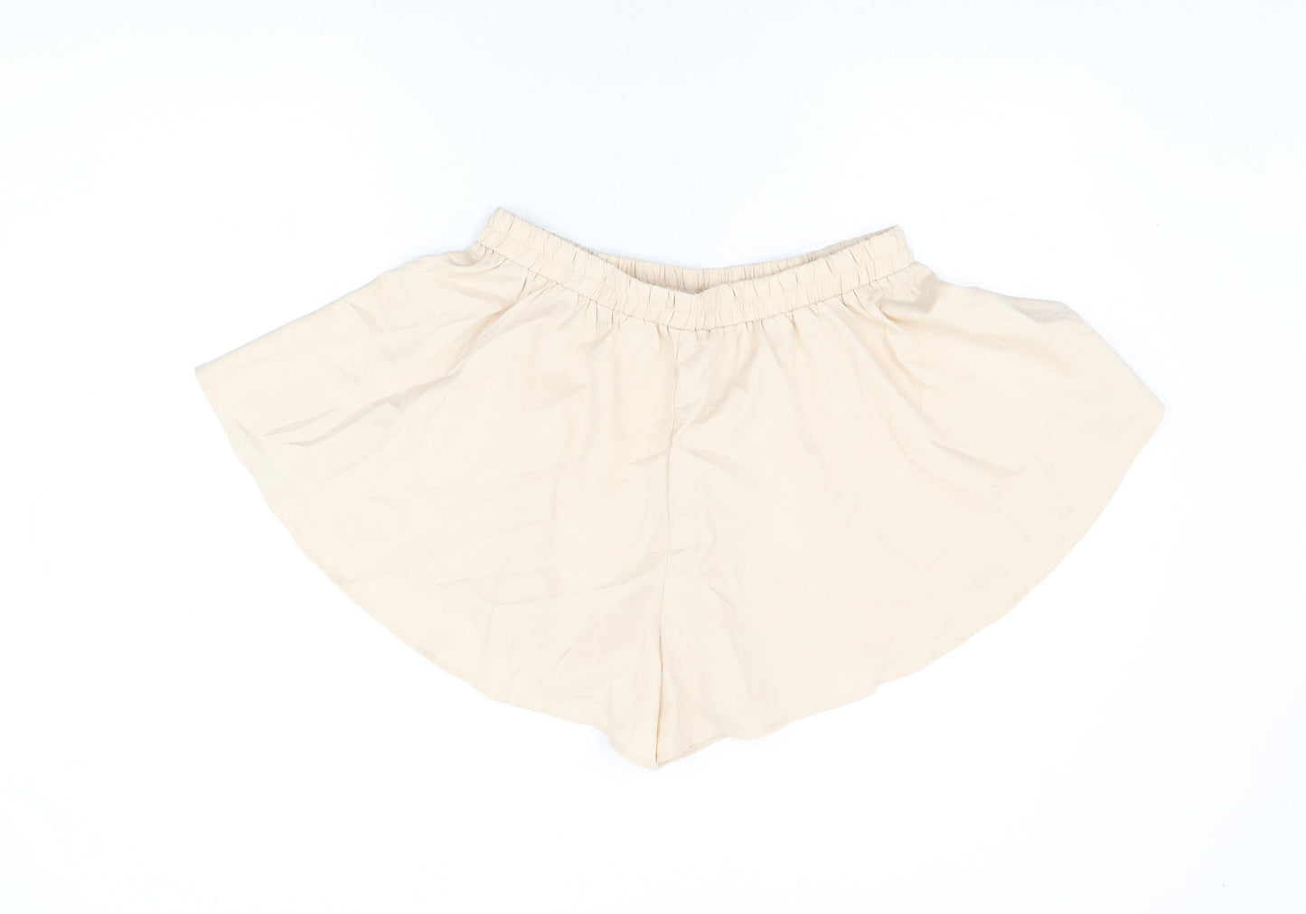 PRETTYLITTLETHING Womens Beige Polyester Basic Shorts Size 14 L3 in Regular Pull On - Floaty Shorts