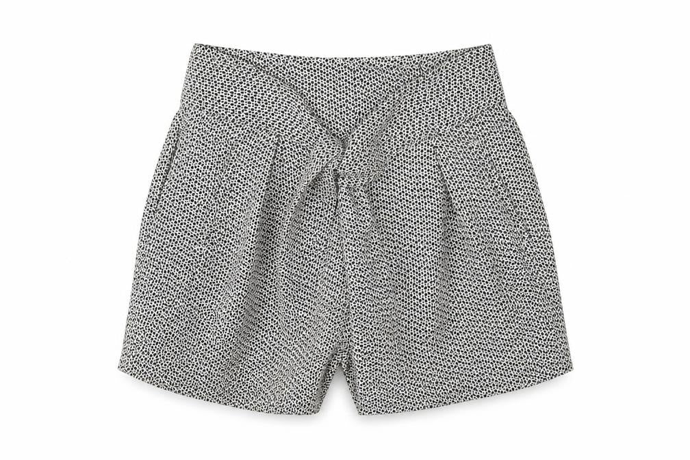 H&M Womens White Geometric Polyester Paperbag Shorts Size 6 L4 in Regular Zip - Belted