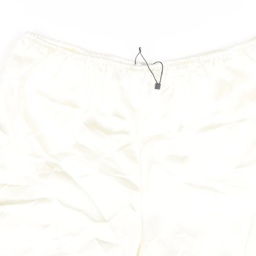 Zara Womens Ivory Polyester Basic Shorts Size M L8 in Regular Pull On