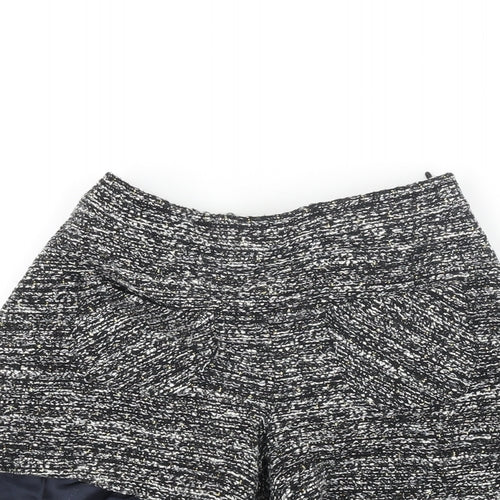 Nanos Girls Black Geometric Acrylic Bermuda Shorts Size 10 Years Regular Zip