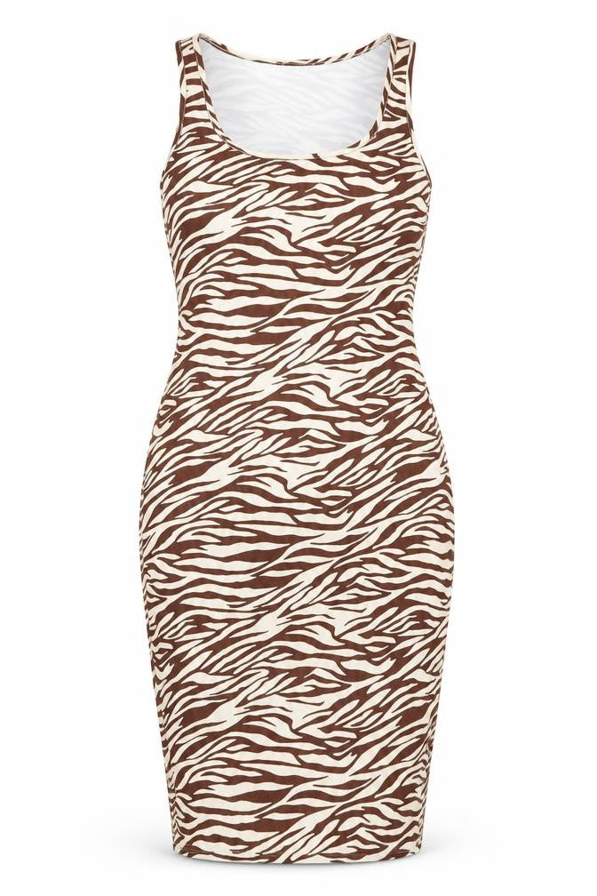 Front view of Boohoo women’s beige animal print polyester bodycon, size UK 14, scoop neck pullover