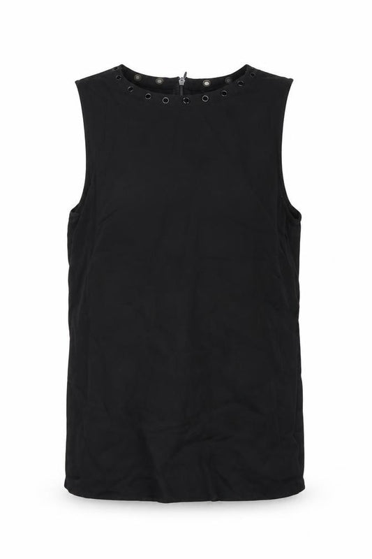 Front view of New Look women’s black polyester basic t-shirt, size UK 10, round neck