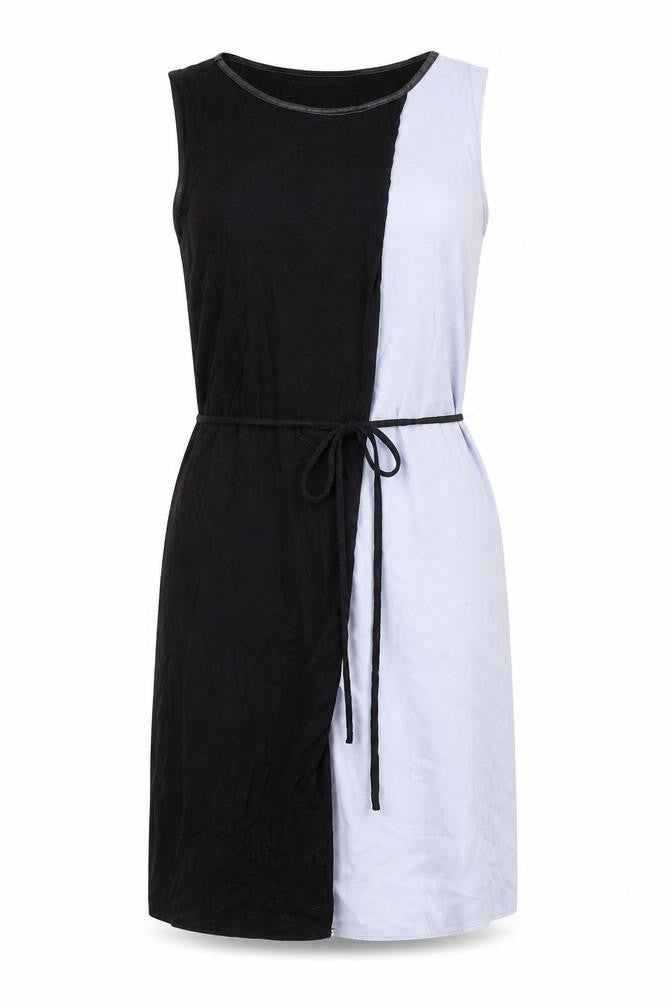 Front view of Oasis women’s multicoloured colourblock viscose shift, size S, boat neck