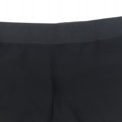 Calmia Womens Black Polyester Basic Shorts Size L Regular - Pockets