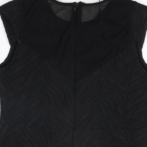 Zara Womens Black Geometric Polyester Basic T-Shirt Size M Round Neck