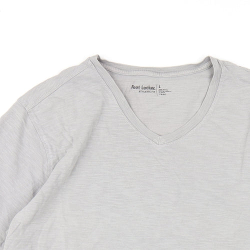 Foot Locker Mens Grey Cotton T-Shirt Size L V-Neck