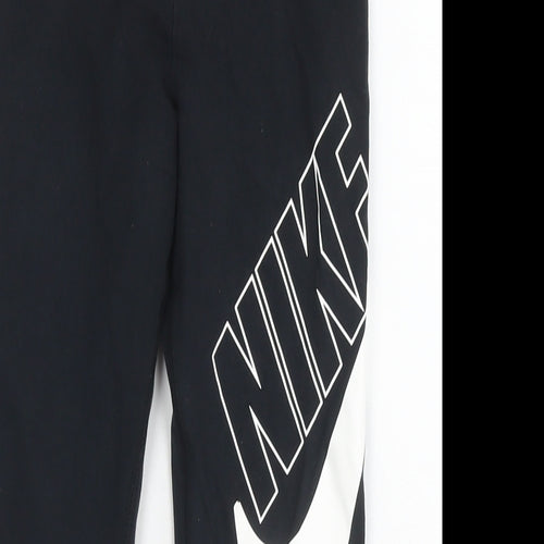 Nike Girls Black Polyester Pedal Pusher Trousers Size 9-10 Years L22 in Regular Pullover - Age 9-11 Years Logo