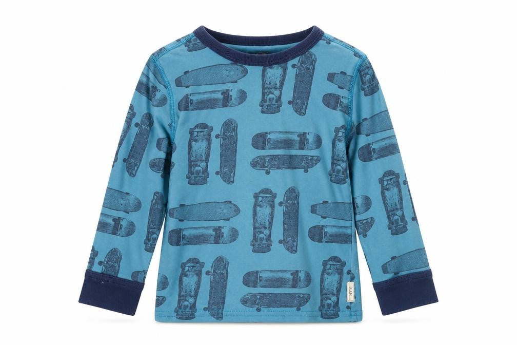 Front view of Gap boys’ blue cotton basic t-shirt, size 3, years round neck pullover - skateboards
