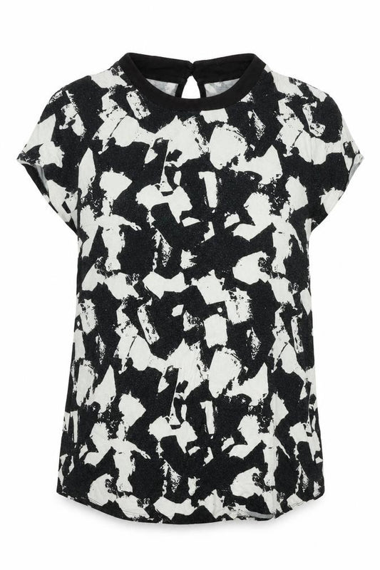 Front view of H&M women’s black cotton basic t-shirt, size M, collared
