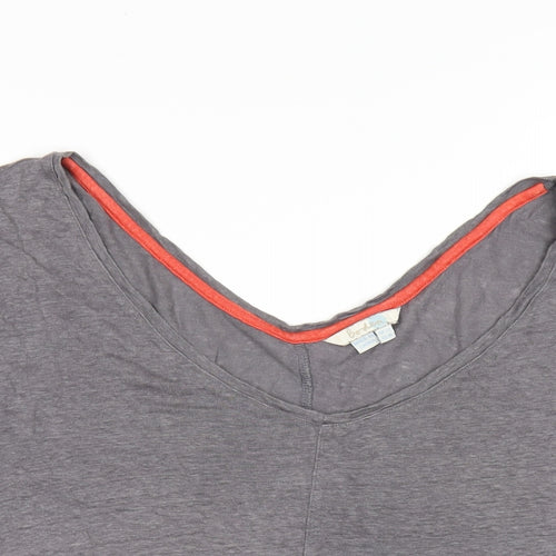 Boden Womens Grey Linen Basic T-Shirt Size 22 V-Neck