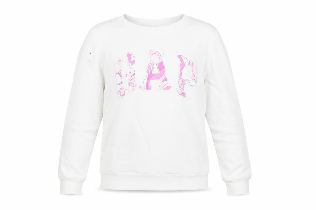 Front view of Gap girls’ white cotton pullover sweatshirt, size 10, years pullover