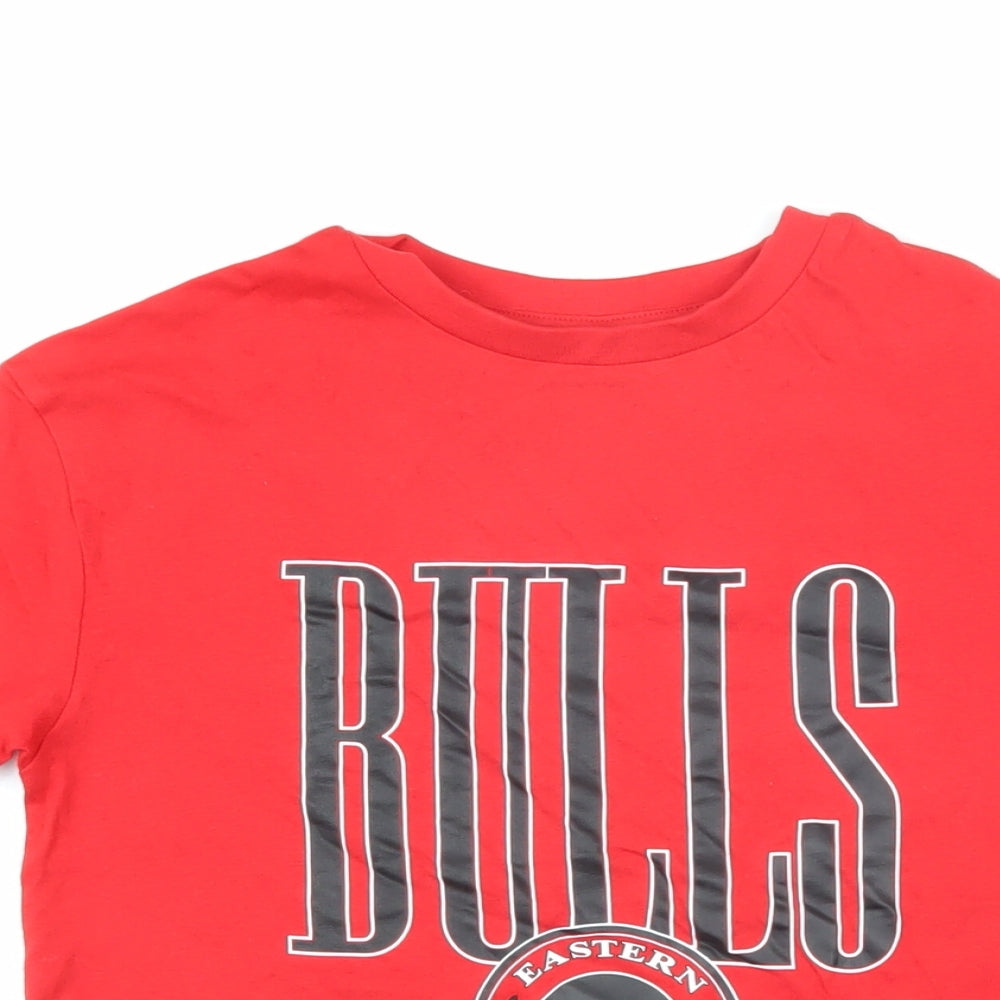 NBA Boys Red Cashmere Basic T-Shirt Size 6-7 Years Round Neck Pullover - BULLS Eastern Conference