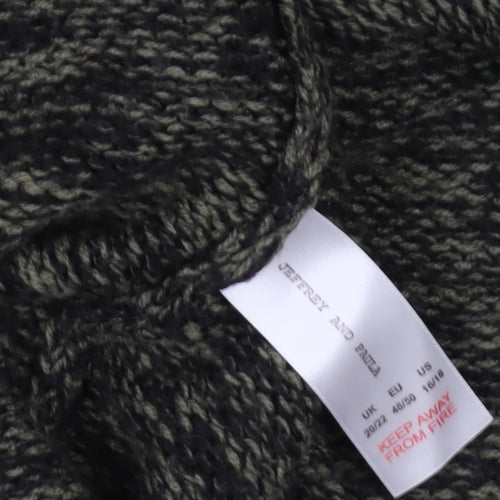 Jeffrey & Paula Green Chunky Knit Cape Size 20/22