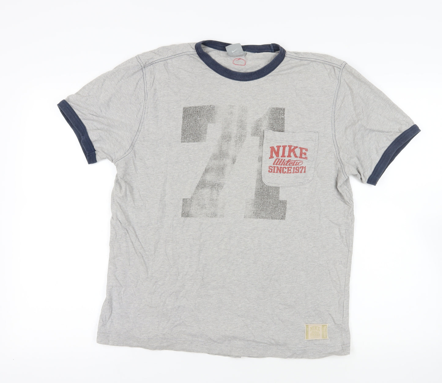Nike Grey Athletic Sports Graphic T-Shirt M Regular