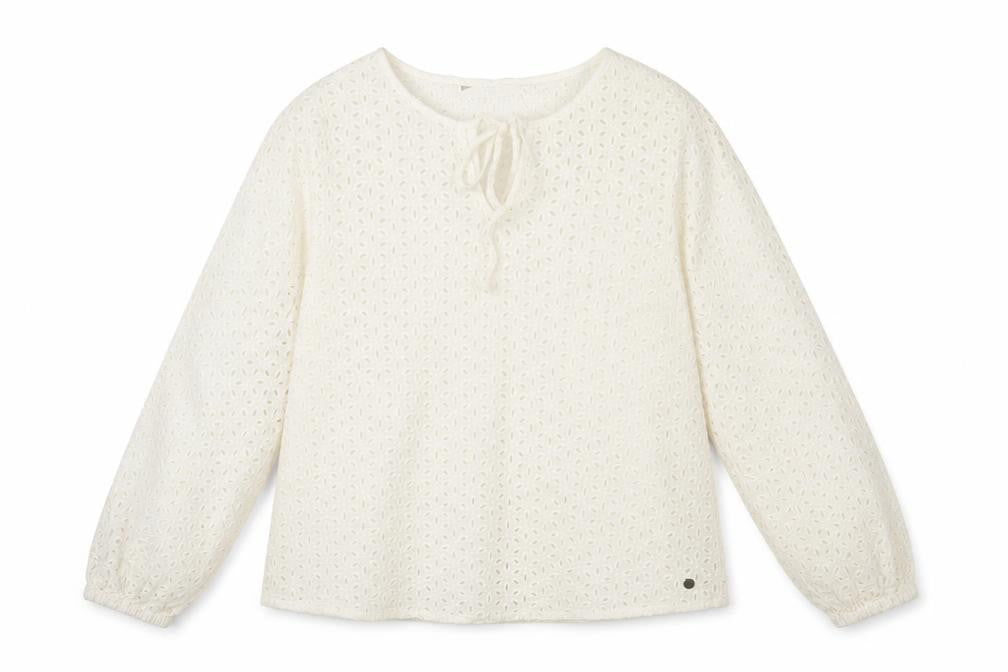 Front view of NUMPH women’s white floral cotton basic blouse, size UK 8, round neck